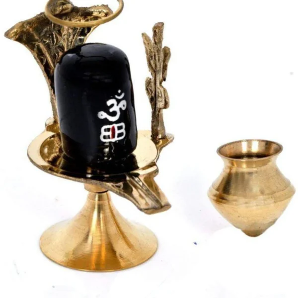 DvR ClicK Decorative Showpiece  -  4 cm (Brass, Brown)